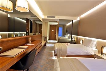 Dosso Dossi Hotels & Spa Downtown