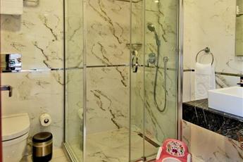Dosso Dossi Hotels & Spa Downtown