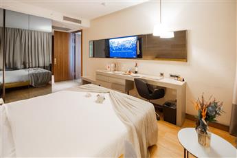 Dosso Dossi Hotels & Spa Downtown