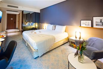Dosso Dossi Hotels & Spa Downtown