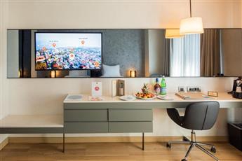 Dosso Dossi Hotels & Spa Downtown
