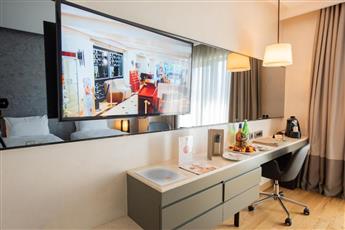 Dosso Dossi Hotels & Spa Downtown