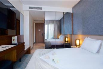Dosso Dossi Hotels & Spa Downtown