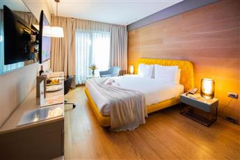 Dosso Dossi Hotels & Spa Downtown