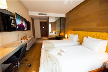 Dosso Dossi Hotels & Spa Downtown
