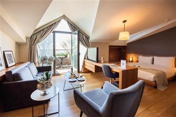 Dosso Dossi Hotels & Spa Downtown