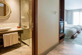 Dosso Dossi Hotels & Spa Downtown
