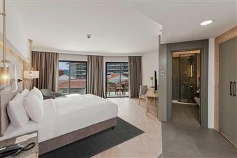 DoubleTree by Hilton Antalya Kemer 5*