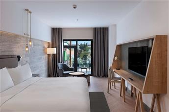 DoubleTree by Hilton Antalya Kemer 5*