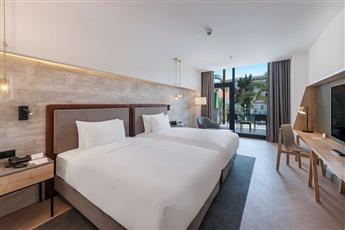 DoubleTree by Hilton Antalya Kemer 5*