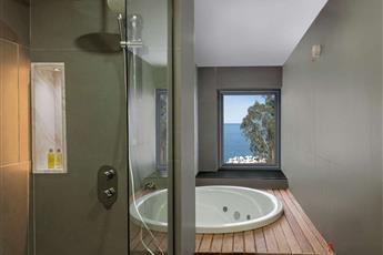 DoubleTree by Hilton Antalya Kemer 5*