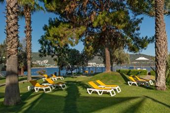 DoubleTree by Hilton Bodrum Isil Club Resort 5*