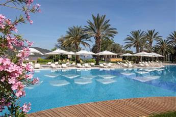 DoubleTree by Hilton Bodrum Isil Club Resort 5*