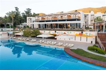 DoubleTree by Hilton Bodrum Isil Club Resort 5*