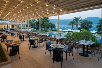 DoubleTree by Hilton Bodrum Isil Club Resort 5*