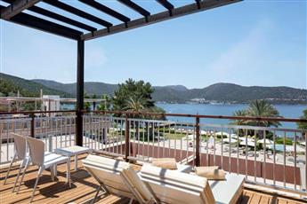 DoubleTree by Hilton Bodrum Isil Club Resort 5*