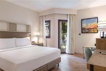 DoubleTree by Hilton Bodrum Isil Club Resort 5*