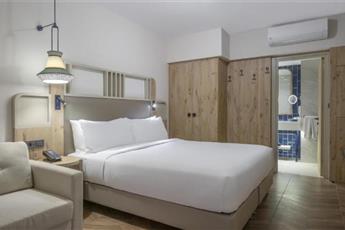 DoubleTree by Hilton Bodrum Isil Club Resort