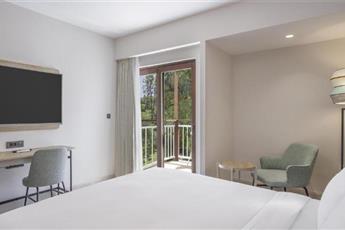 DoubleTree by Hilton Bodrum Isil Club Resort