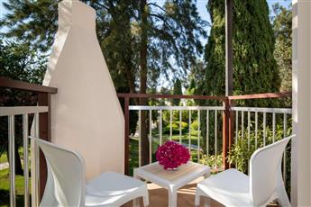 DoubleTree by Hilton Bodrum Isil Club Resort