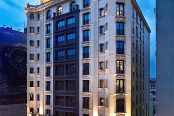 Doubletree by Hilton Istanbul Esentepe 5* Doubletree by Hilton Istanbul Esentepe 5*