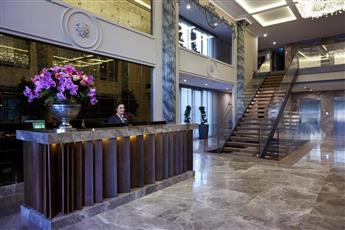 Doubletree by Hilton Istanbul Esentepe 5* Doubletree by Hilton Istanbul Esentepe 5*