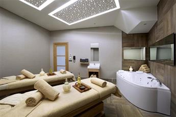 Doubletree by Hilton Istanbul Esentepe 5* Doubletree by Hilton Istanbul Esentepe 5*