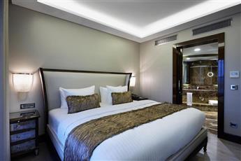 Doubletree by Hilton Istanbul Esentepe 5* Doubletree by Hilton Istanbul Esentepe 5*