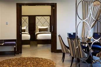 Doubletree by Hilton Istanbul Esentepe 5* Doubletree by Hilton Istanbul Esentepe 5*