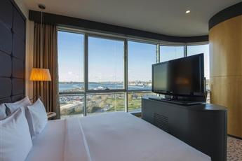 DoubleTree By Hilton Istanbul Moda 5*