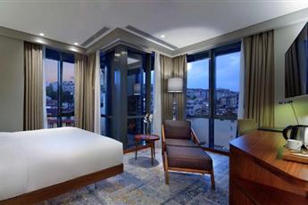DoubleTree By Hilton Istanbul Piyalepasa