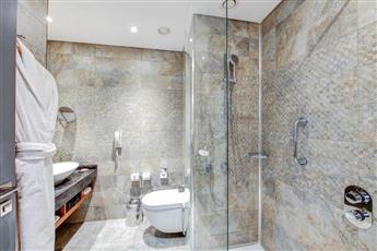 DoubleTree By Hilton Istanbul Piyalepasa