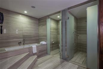 Doubletree By Hilton Istanbul Topkapi 5*