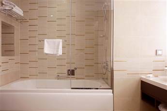 DoubleTree by Hilton Istanbul Umraniye 4* DoubleTree by Hilton Istanbul Umraniye 4*