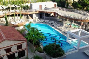 DoubleTree by Hilton Kusadasi 4*