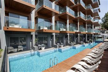 DoubleTree by Hilton Kusadasi 4*