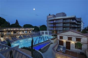 DoubleTree by Hilton Kusadasi 4*