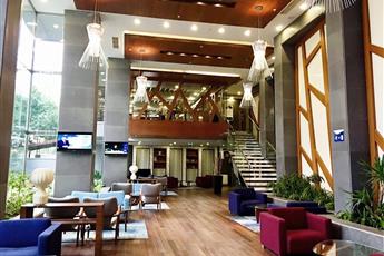 DoubleTree by Hilton Kusadasi 4*