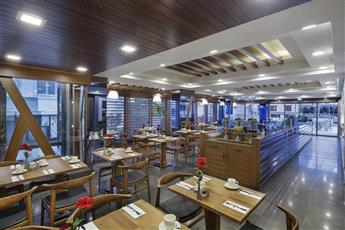 DoubleTree by Hilton Kusadasi 4*