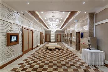 DoubleTree by Hilton Kusadasi 4*