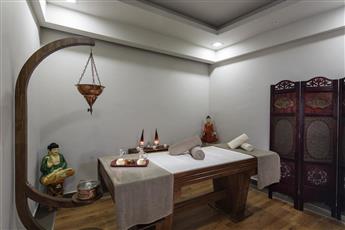 DoubleTree by Hilton Kusadasi 4*