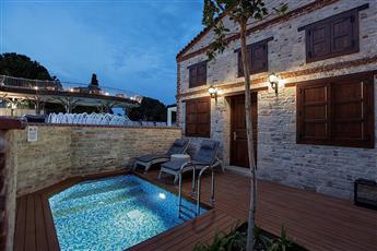 DoubleTree by Hilton Kusadasi 4*