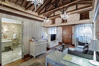 DoubleTree by Hilton Kusadasi 4*