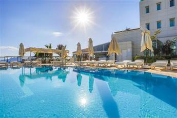 Dragut Point North Hotel 3*