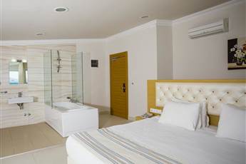 Dragut Point North Hotel 3*