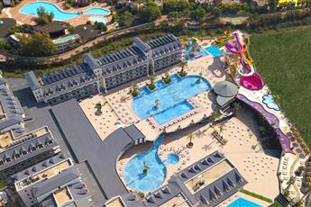 Dream World Palace
