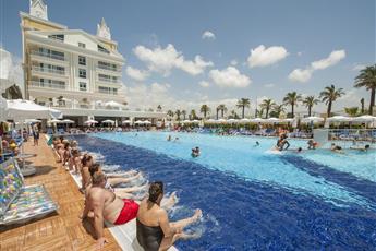 Dream World Resort & Spa