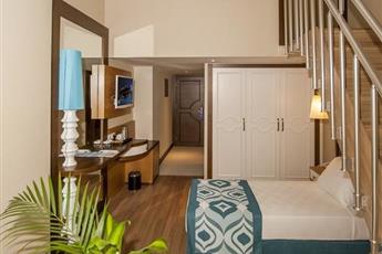 Dream World Resort & Spa