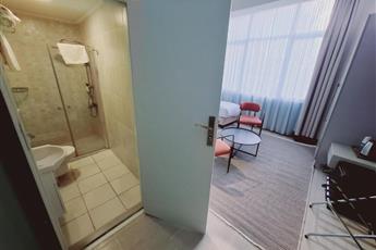 EA Exclusive Hotel 4*