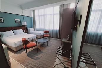 EA Exclusive Hotel 4*